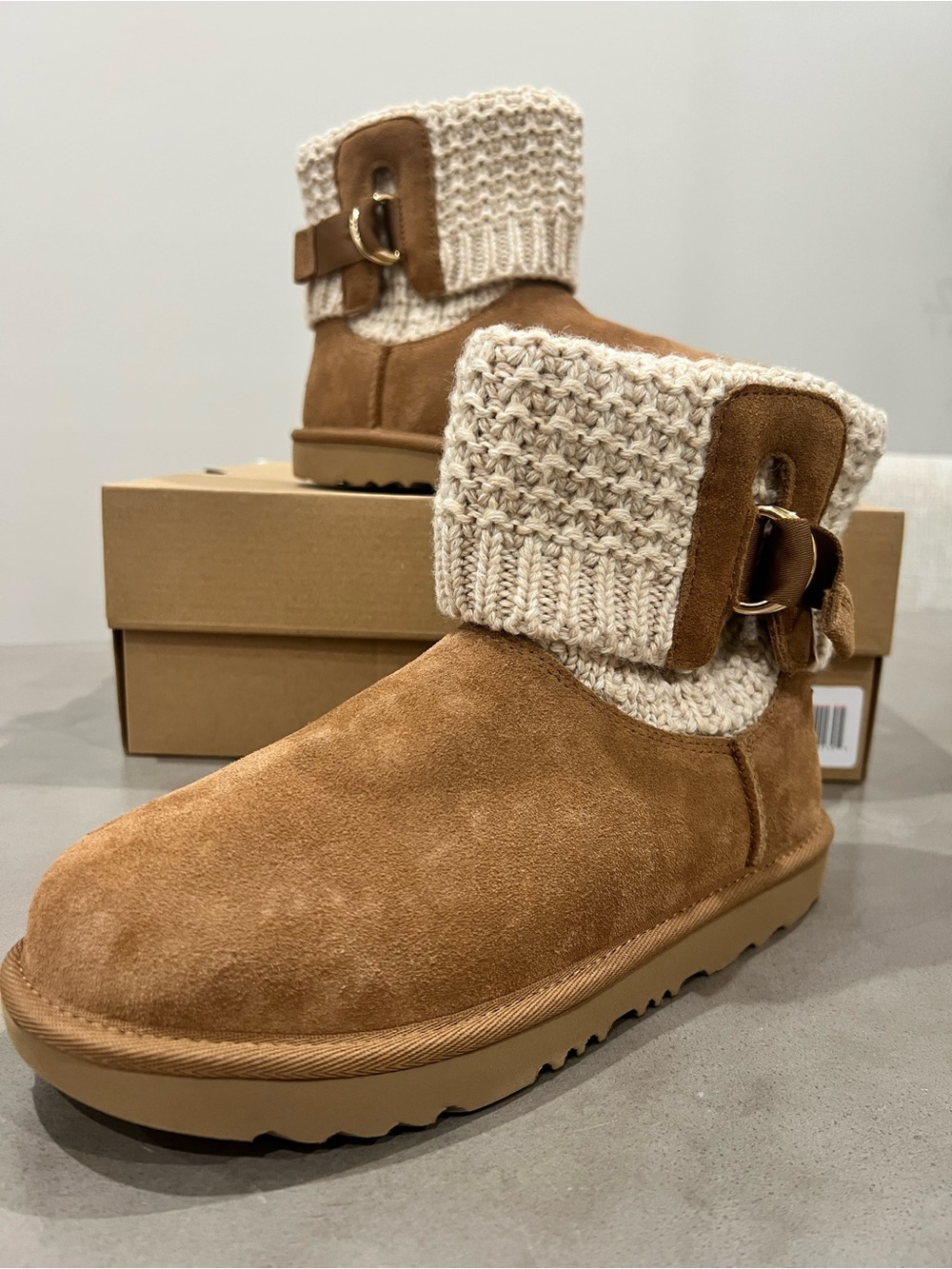 UGG Kids classic solene mini brown - Kid’s size 4/ women’s size 6